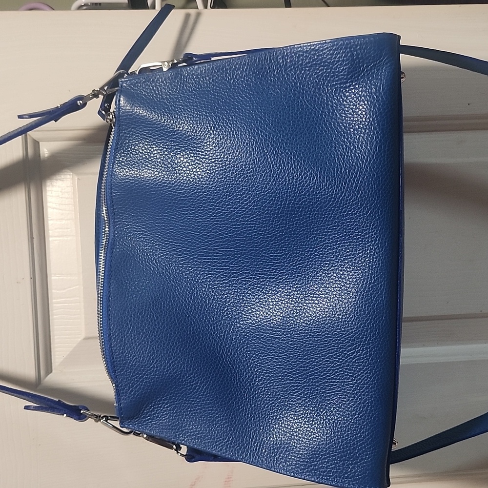 Viola Castellani Made in Italy blue leather shoulder bag/ handbag - Picture 3 of 9
